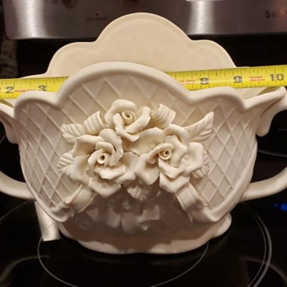 Ceramic Carved Fruit Basket